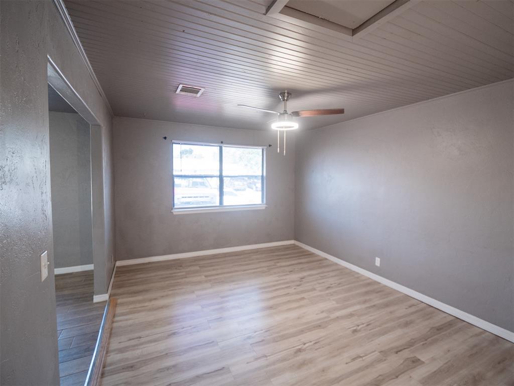 242 S Janeway Avenue Property Photo 20