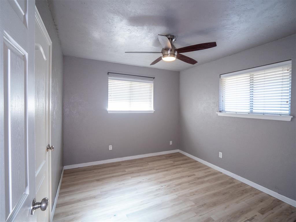 242 S Janeway Avenue Property Photo 30