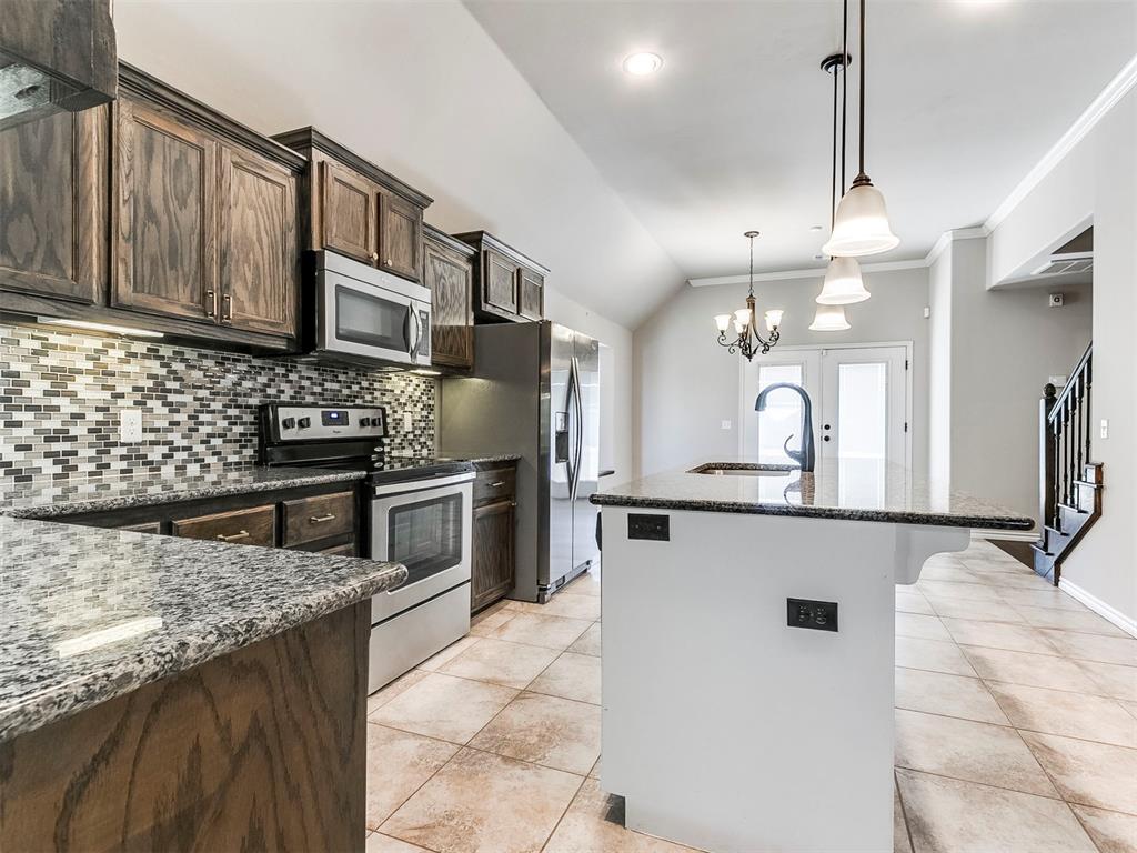 15808 Montague Drive Property Photo 11