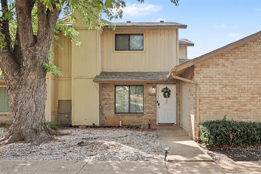 9605 Hefner Village Boulevard Property Photo 2