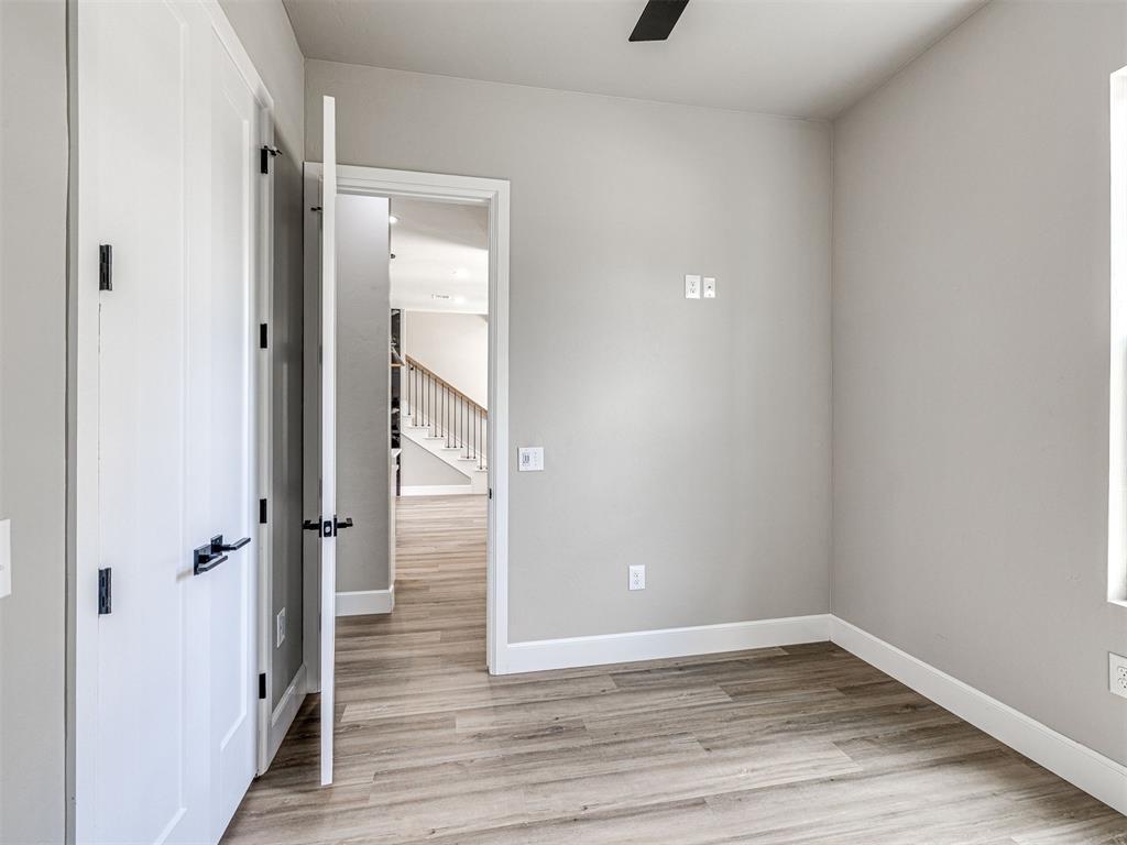 1104 N Lottie Avenue Property Photo 23