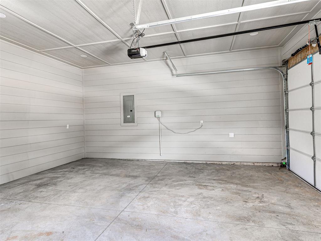 1104 N Lottie Avenue Property Photo 42
