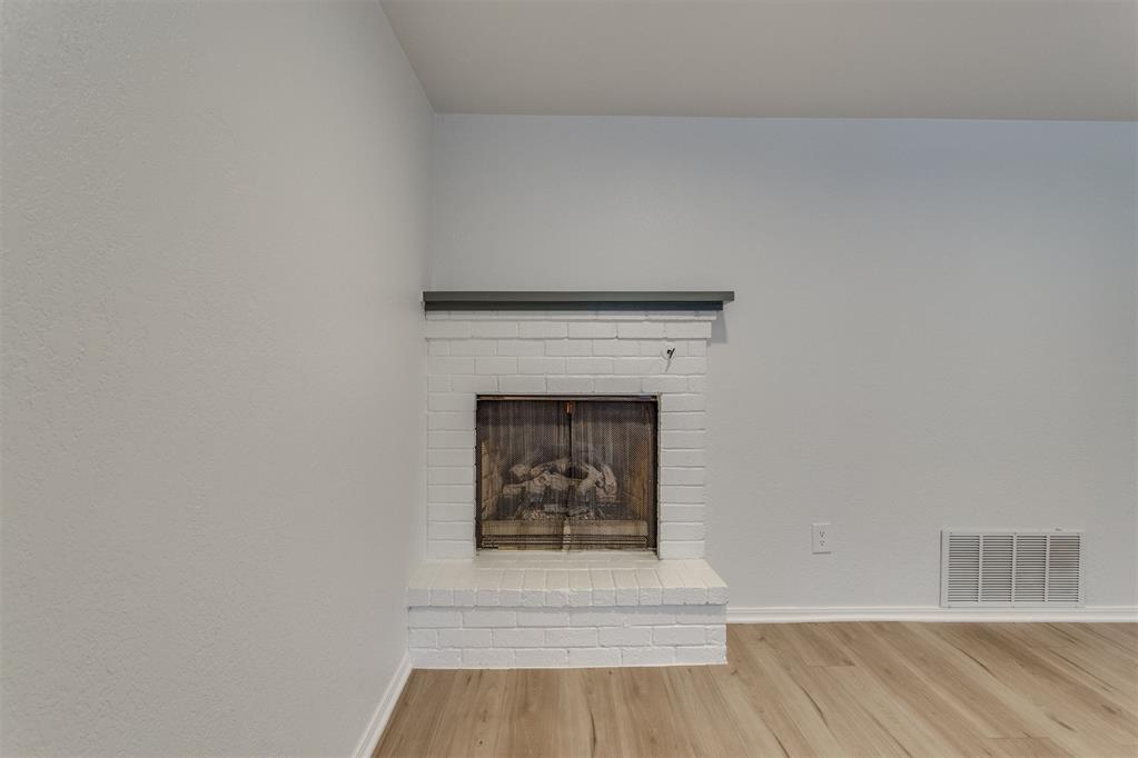 1070 Cumberland Mansion Property Photo 17