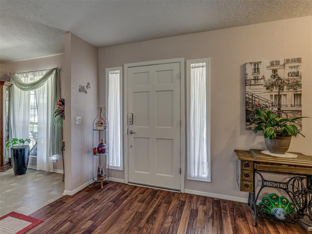 1317 California Avenue Property Photo 6