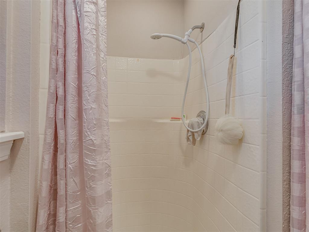 1317 California Avenue Property Photo 21