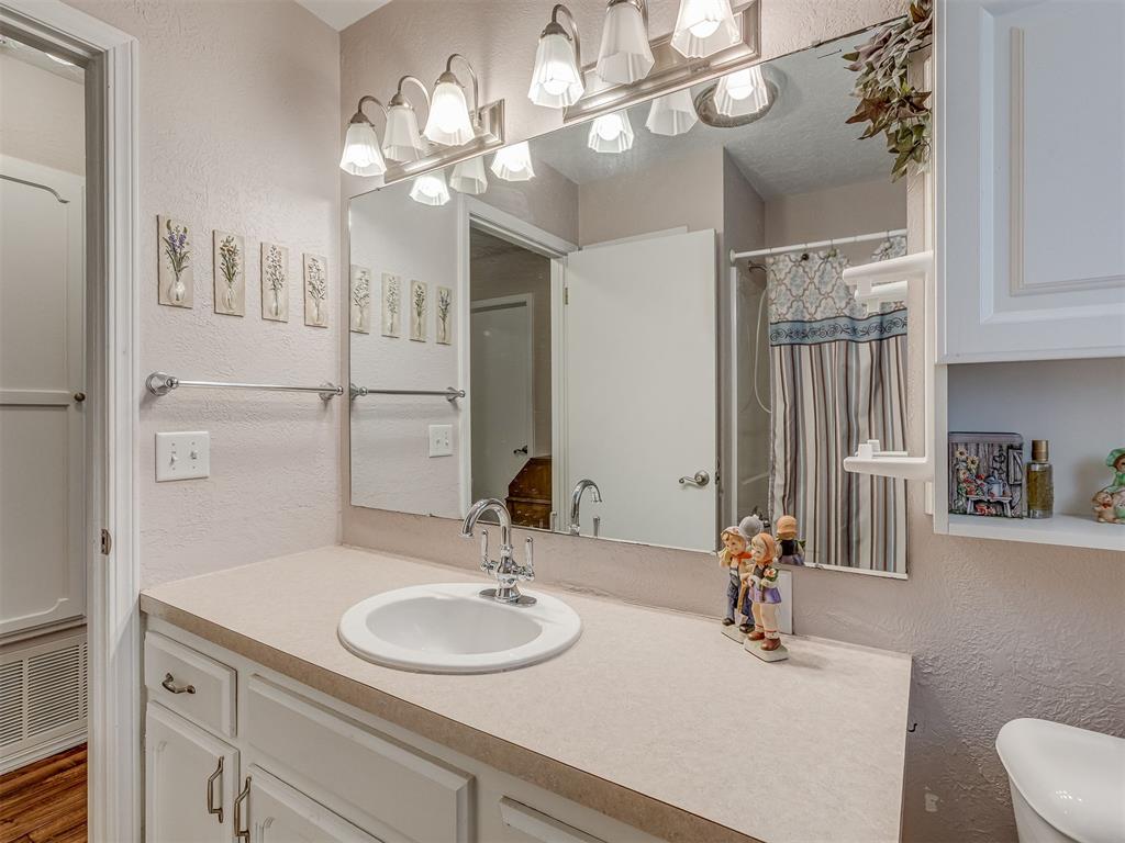 1317 California Avenue Property Photo 28