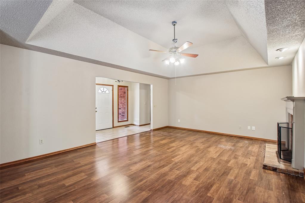 1536 Creekside Drive Property Photo 14
