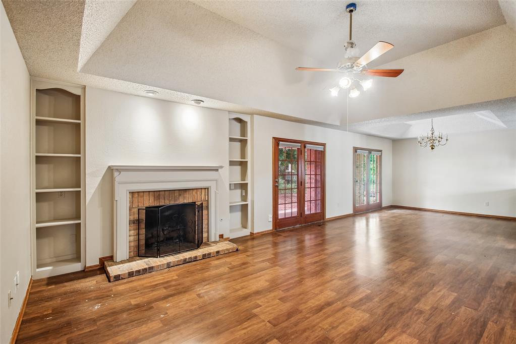 1536 Creekside Drive Property Photo 23