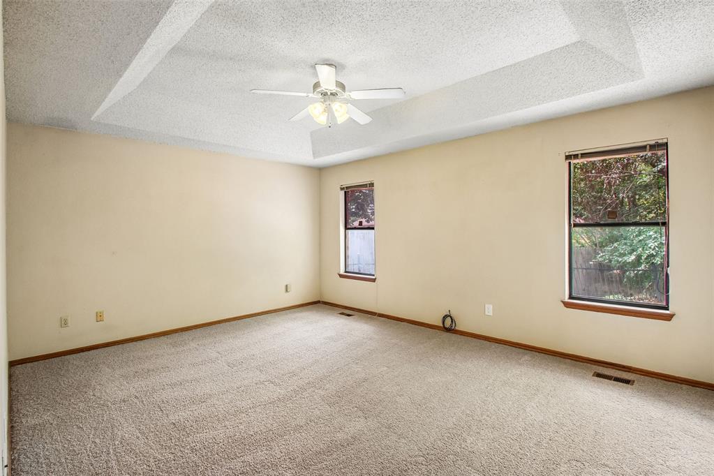 1536 Creekside Drive Property Photo 26