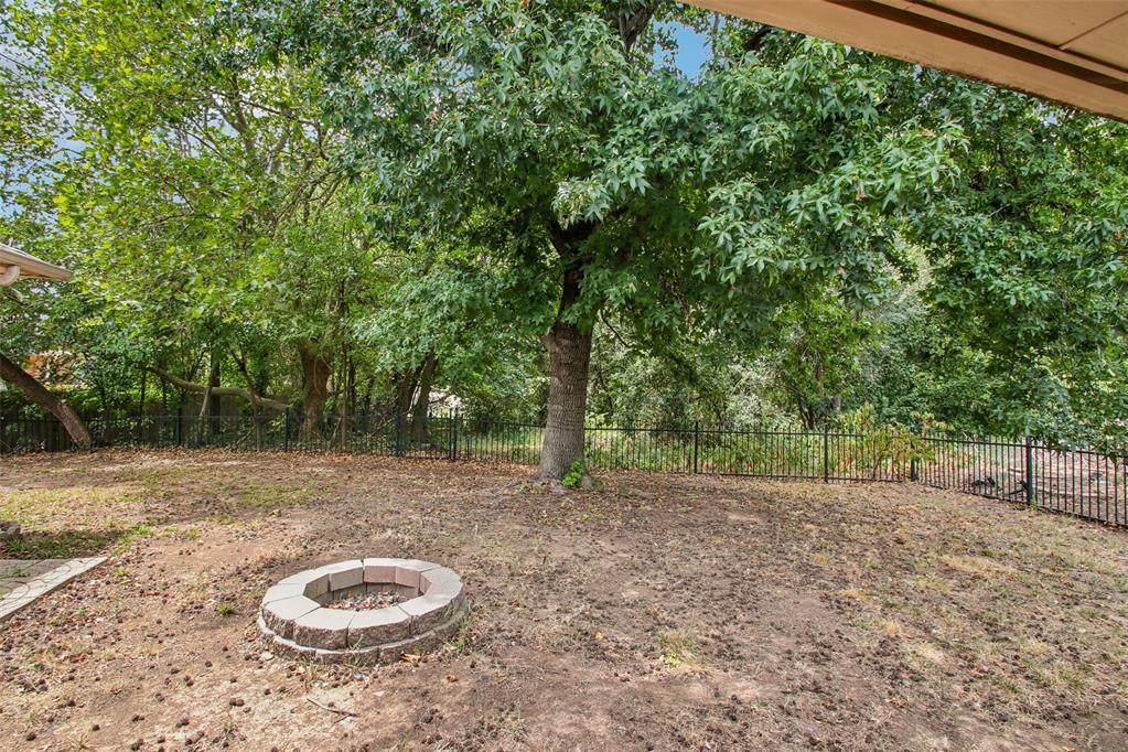 1536 Creekside Drive Property Photo 29