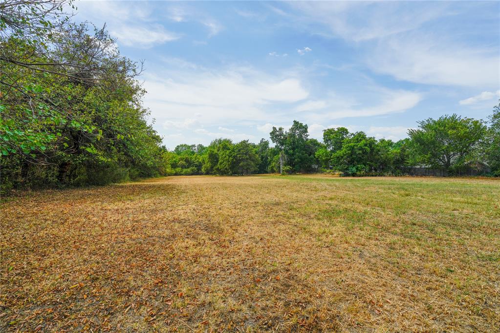 921 S Post Road Property Photo 3