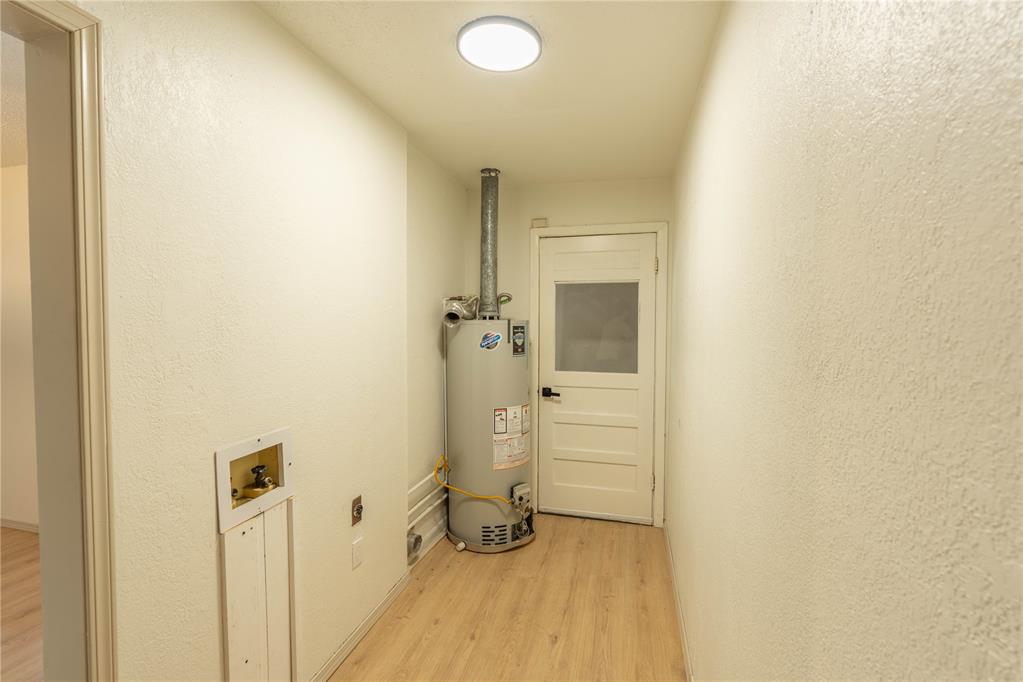 921 S Post Road Property Photo 23