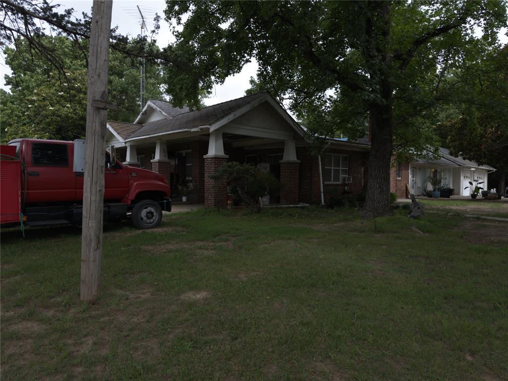 14250 N 365 Road Property Photo 2