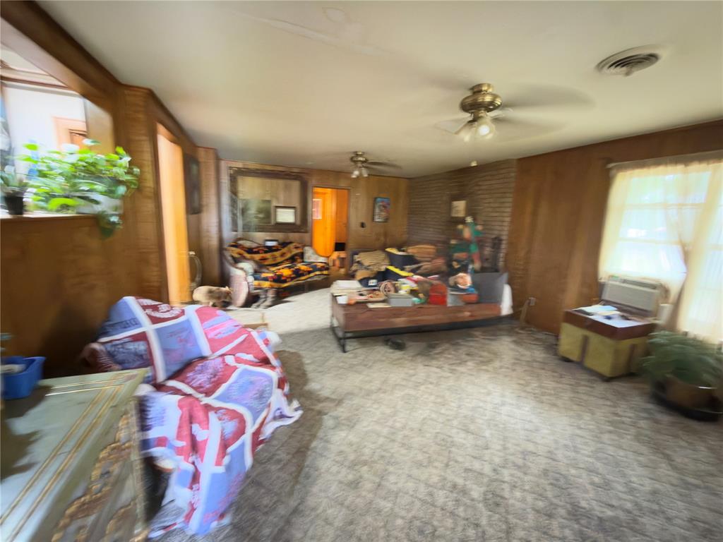 14250 N 365 Road Property Photo 6