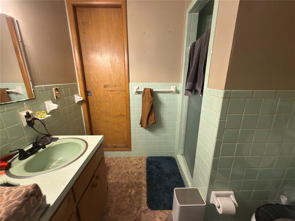 14250 N 365 Road Property Photo 13
