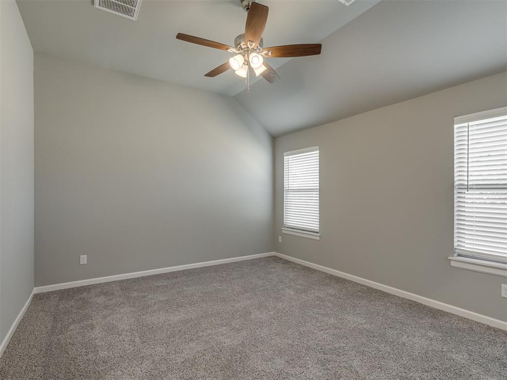 2905 Kingswood Drive Property Photo 16