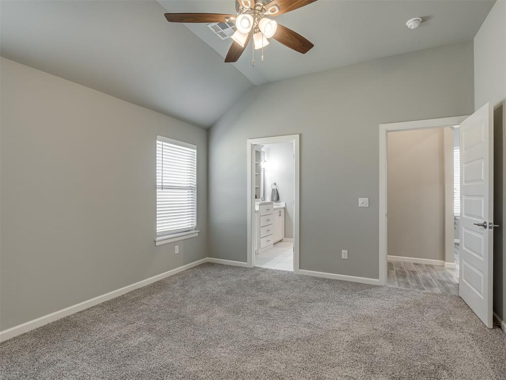 2905 Kingswood Drive Property Photo 17