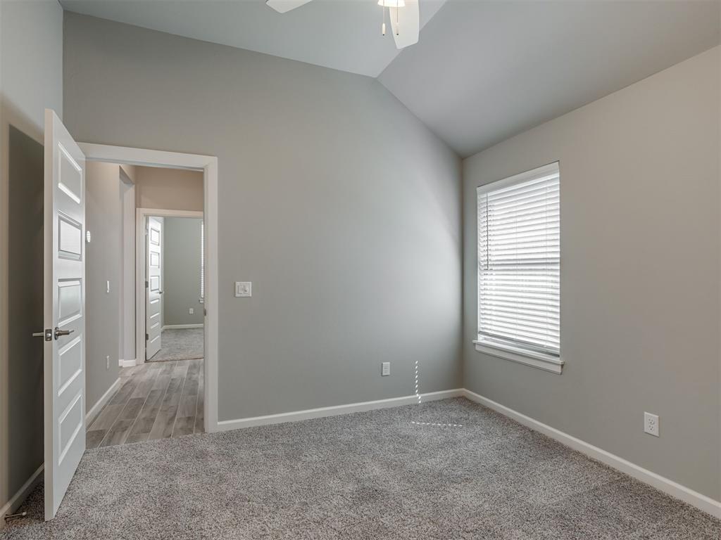 2905 Kingswood Drive Property Photo 32