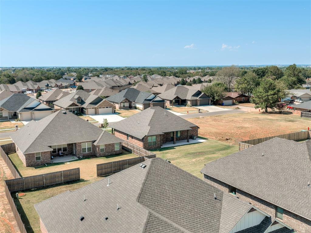 2905 Kingswood Drive Property Photo 43