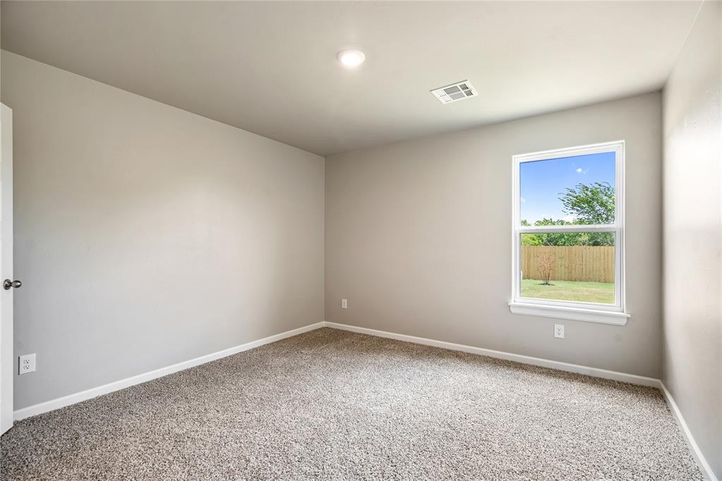 1521 Crimson Lake Boulevard Property Photo 5