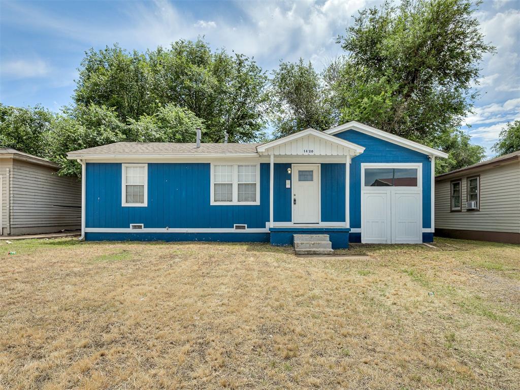 1420 Se 38th Street Property Photo 1