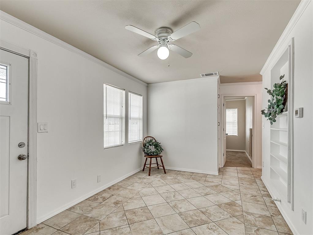 1420 Se 38th Street Property Photo 2