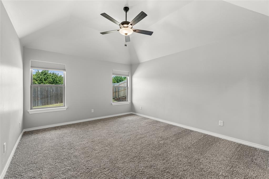 8125 Mountain Oak Drive Property Photo 25
