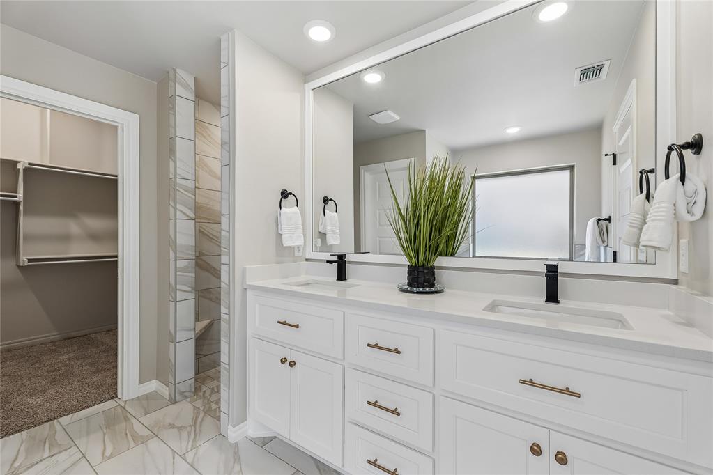 8125 Mountain Oak Drive Property Photo 35