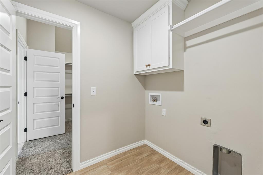 8125 Mountain Oak Drive Property Photo 37