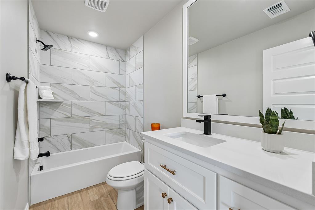 8125 Mountain Oak Drive Property Photo 40