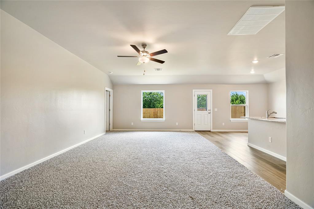 1905 Palmatum Road Property Photo 2