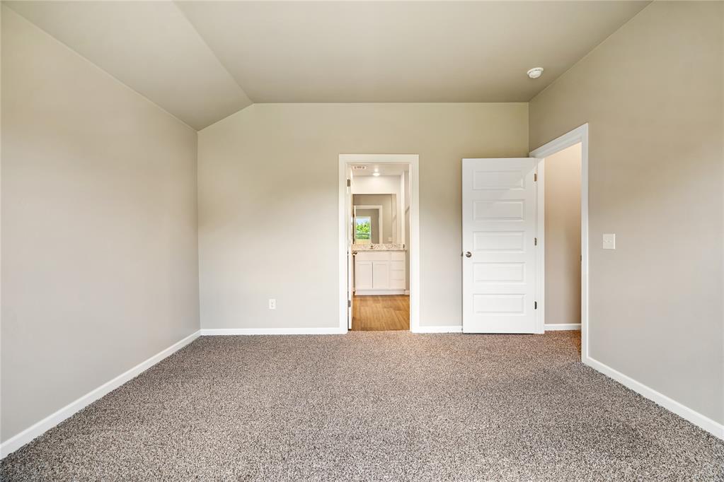 1908 Palmatum Road Property Photo 5