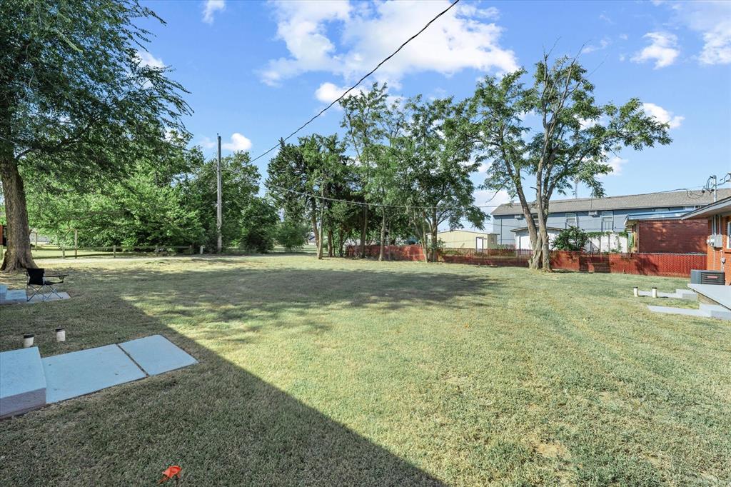 920 E Wayne Street Property Photo 19