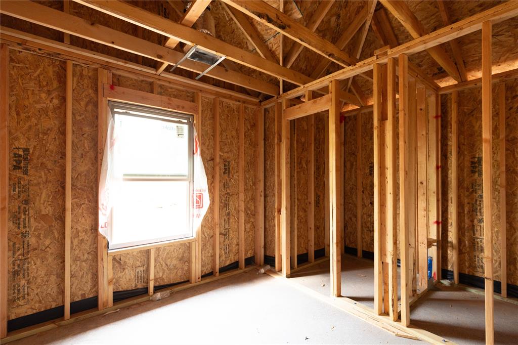 17211 Billy Road Property Photo 3