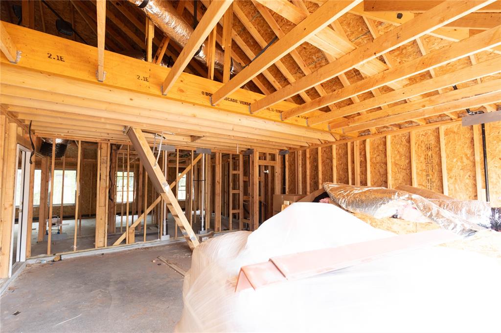 17211 Billy Road Property Photo 6
