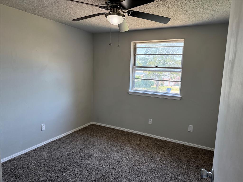 2008 Lyndon Circle Property Photo 8