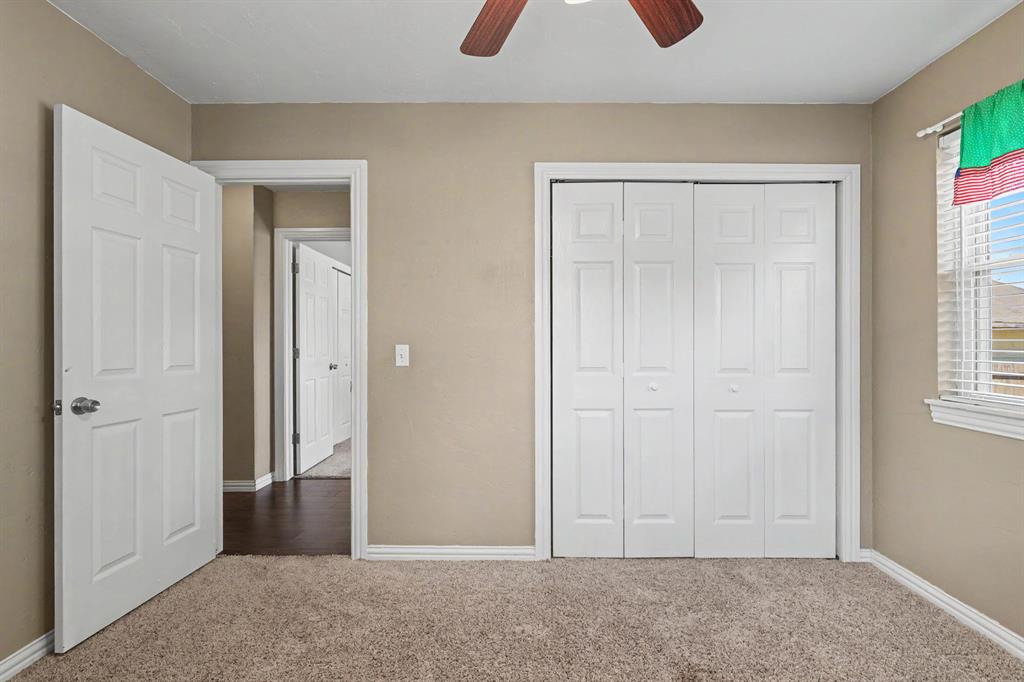 5705 Nw 67th Street Property Photo 25