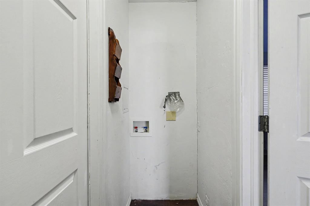 5705 Nw 67th Street Property Photo 26