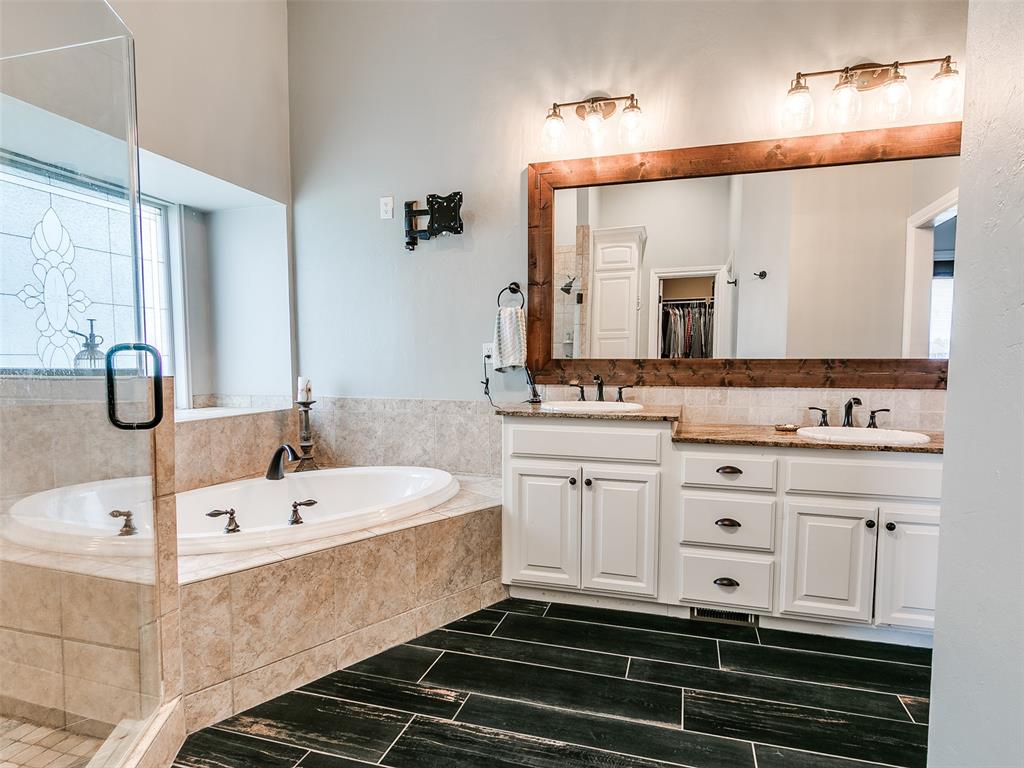 22700 Emily Way Property Photo 25