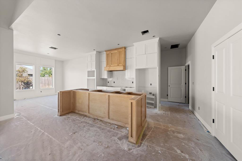 7201 Nw 155th Street Property Photo 25