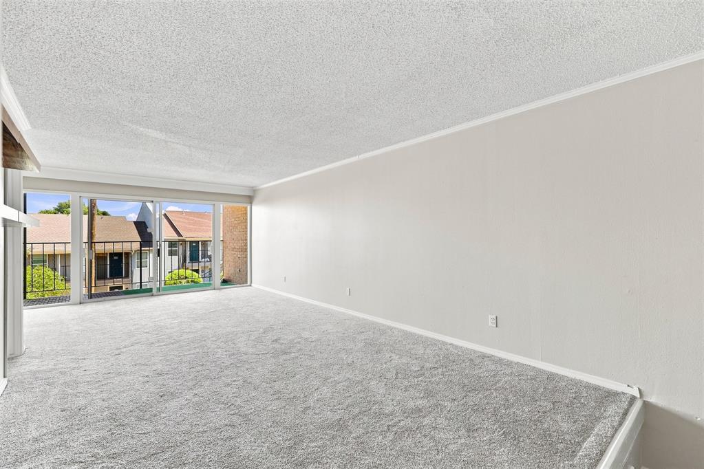 6100 N Brookline Avenue 20 Property Photo 5