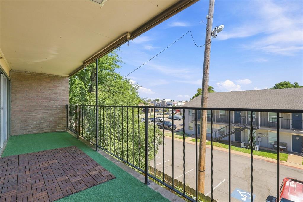 6100 N Brookline Avenue 20 Property Photo 26