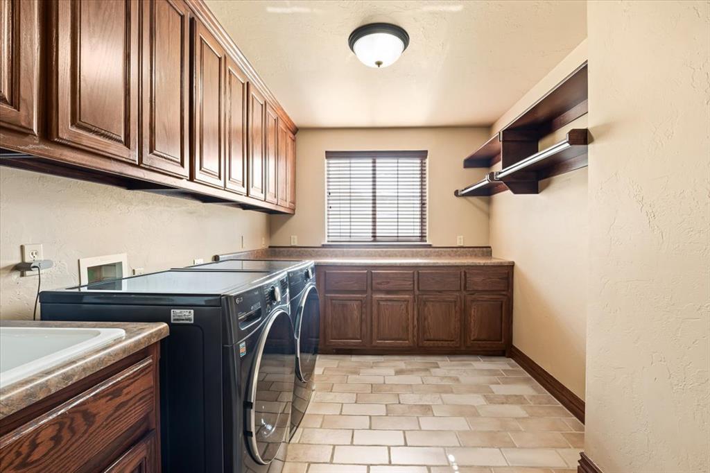 9948 Fawn Hollow Road Property Photo 21