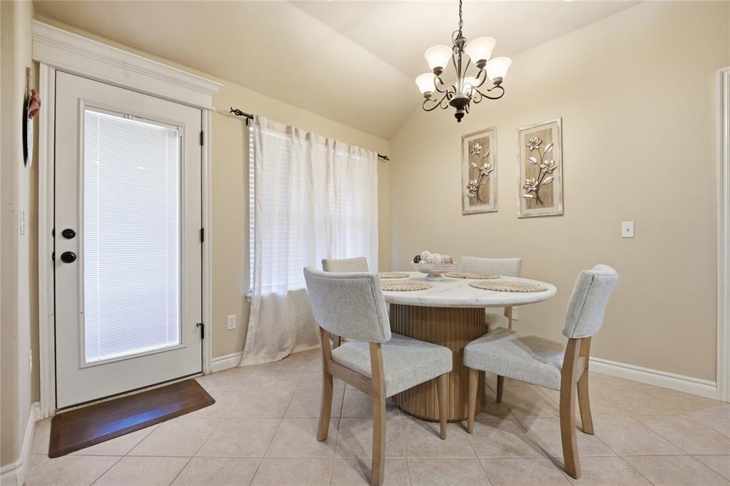 11601 Sw 17th Court Property Photo 12