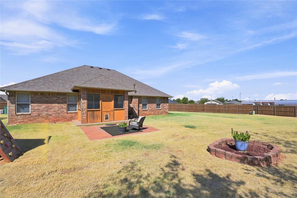 11601 Sw 17th Court Property Photo 38