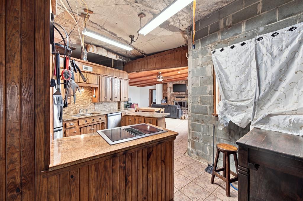 10380 N 2000 Road Property Photo 11