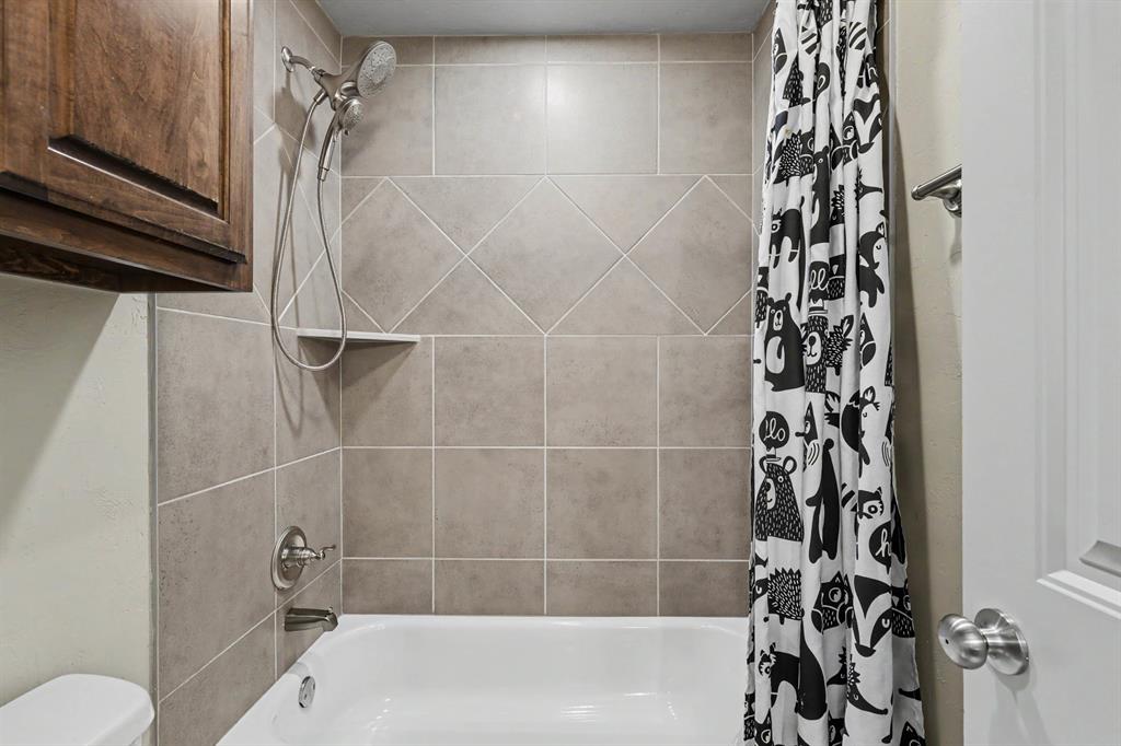 9105 Sw 34th Street Property Photo 17