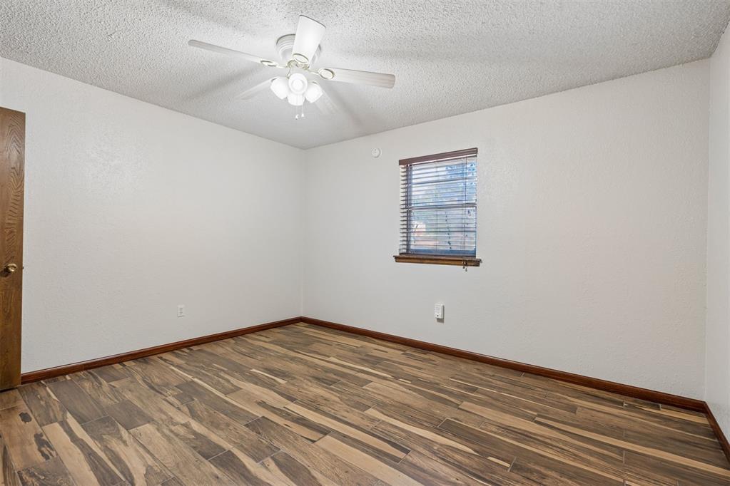 4104 Redbud Lane Property Photo 32