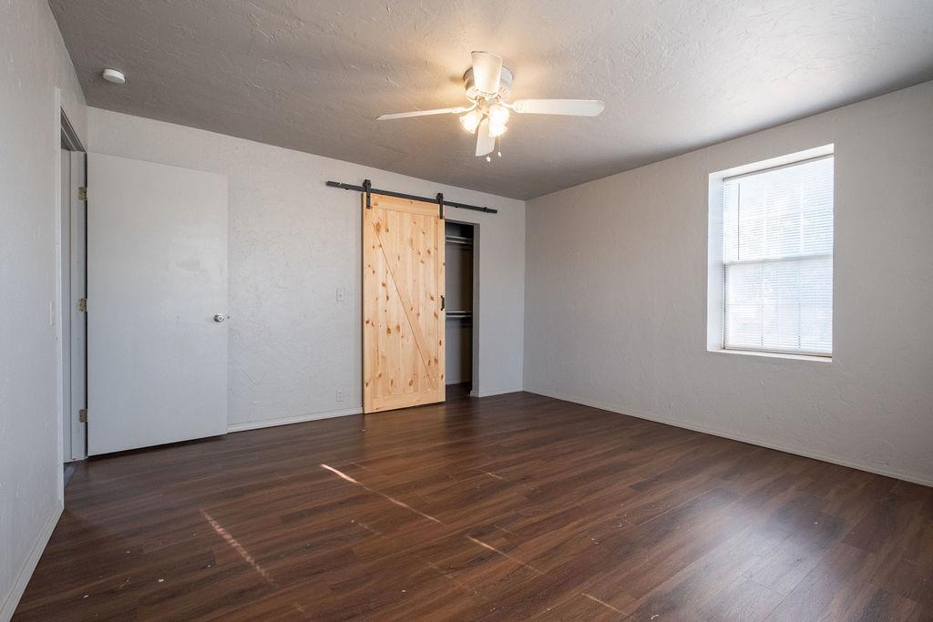 202 N Elm Avenue Property Photo 17