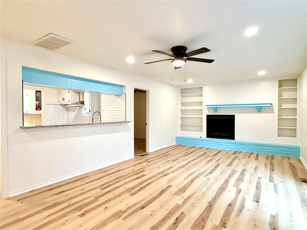 1247694 Property Photo 10